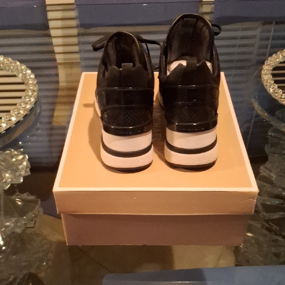 Michael Kors Black and White Sneakers - Picture 3 of 10